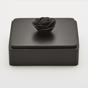 ANOQ - Black Rose - Dekorative Box mit Keramikblume / 15 x 15 cm - 20 x 20 cm